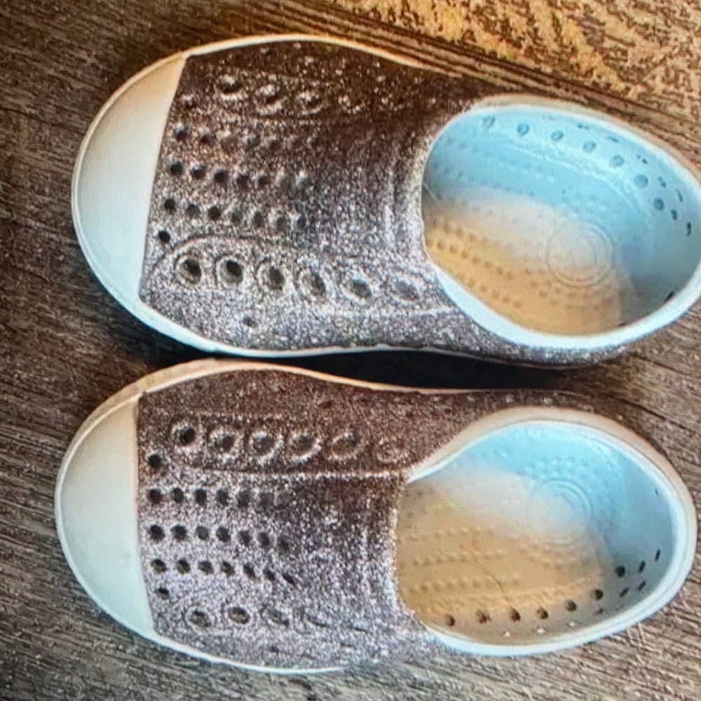 Toddler Native Shoes Silver Sparkle size 4